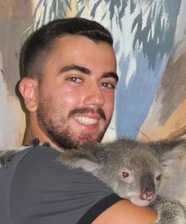 Matteo Masella in compagnia di un Koala