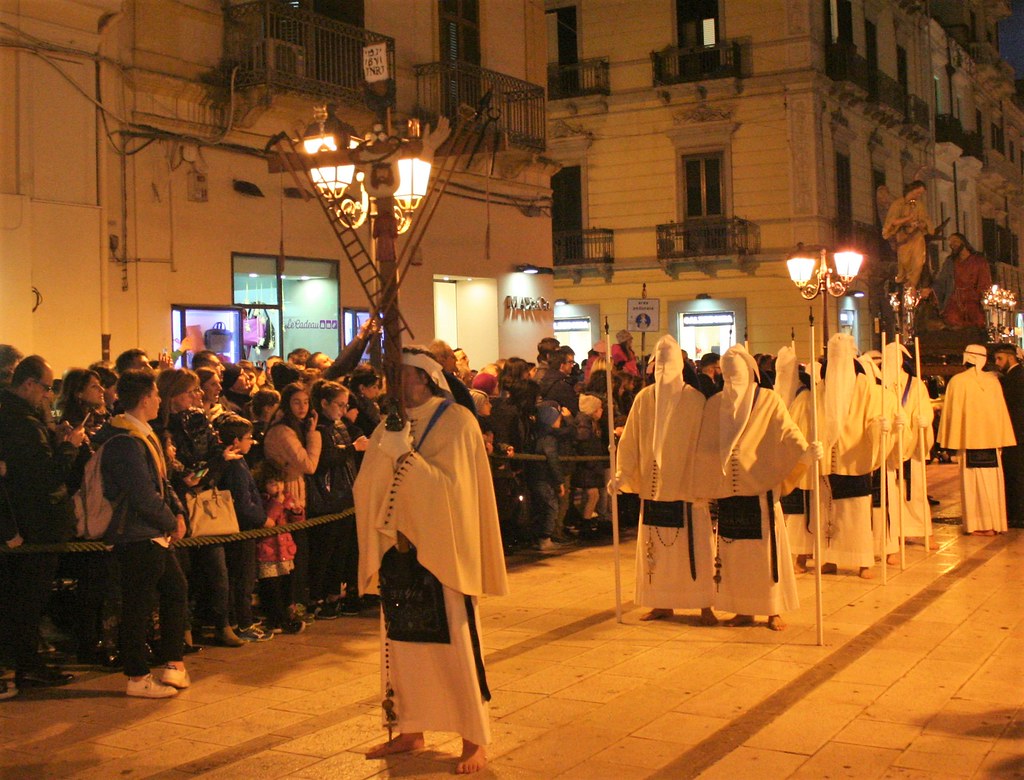 8 riti settimana santa UET Italia Scuola Universitaria Europea per